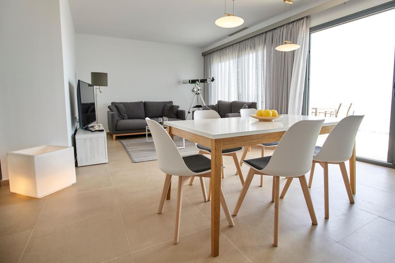 Penthouse With Stunning View And Rooftop Terrace Manilva Exteriör bild